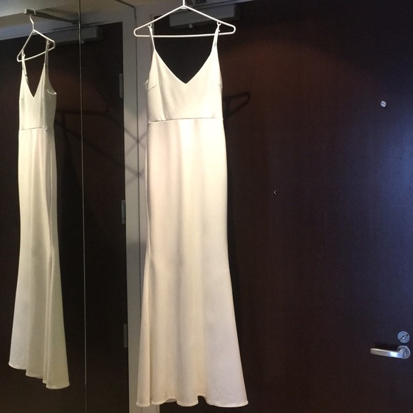 Lulu’s White Maxi Dress - Small - Picture 4 of 6